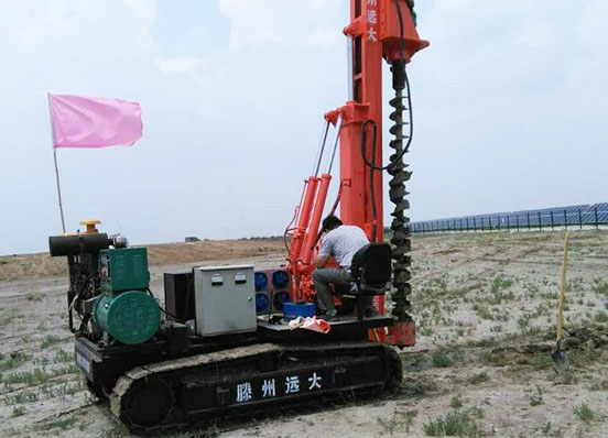 滕州草莓视频污污污太阳能履带草莓视频在线观看18施工现场