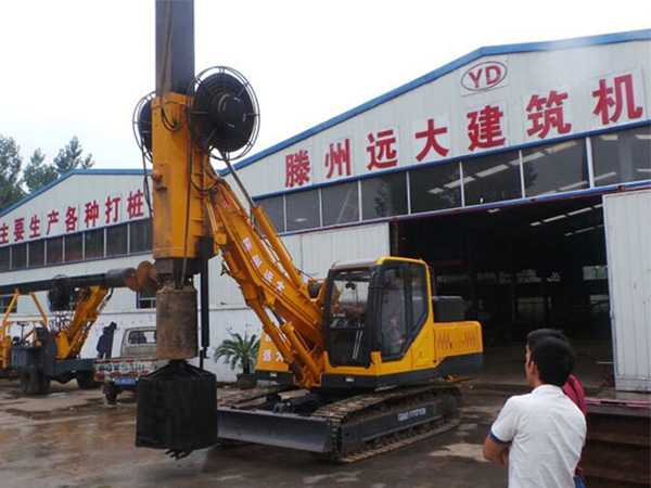 滕州市草莓视频污污污建筑机械厂履带式草莓成人在线